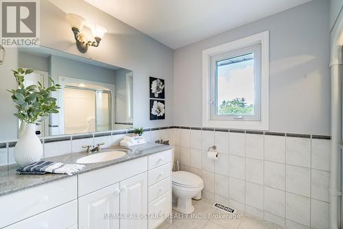 5 Edinborough Avenue, Scugog (Port Perry), ON - Indoor Photo Showing Bathroom