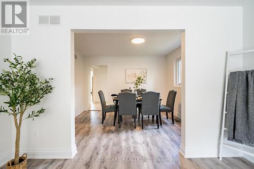 5 Edinborough Avenue, Scugog (Port Perry), ON - Indoor Photo Showing Dining Room