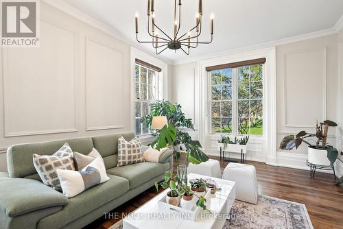 730 Anderson Street, Whitby (Pringle Creek), ON - Indoor Photo Showing Living Room