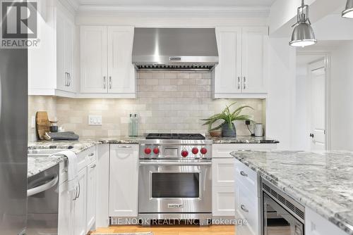 730 Anderson Street, Whitby (Pringle Creek), ON - Indoor Photo Showing Kitchen With Upgraded Kitchen