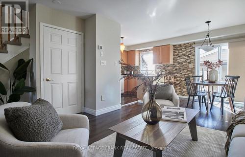 13 Cottingham Crescent, Oshawa (Farewell), ON - Indoor Photo Showing Living Room