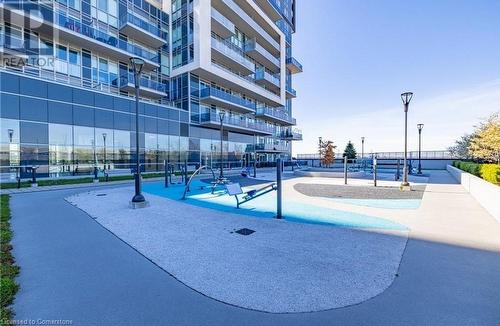 2087 Fairview Street Unit# 1509, Burlington, ON - Outdoor With Balcony