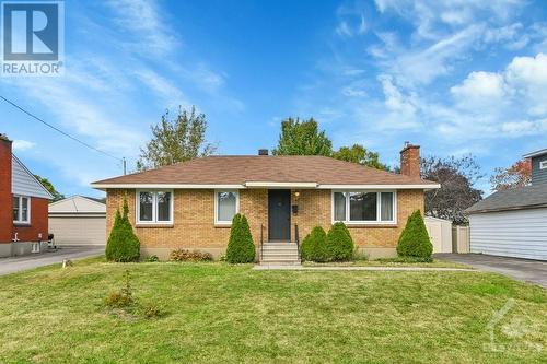 17 Westwood Drive, Ottawa, ON - Outdoor With Facade