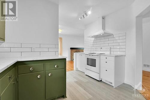 17 Westwood Drive, Ottawa, ON - Indoor Photo Showing Kitchen