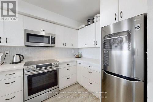 1612 - 400 Mclevin Avenue, Toronto (Malvern), ON - Indoor Photo Showing Kitchen