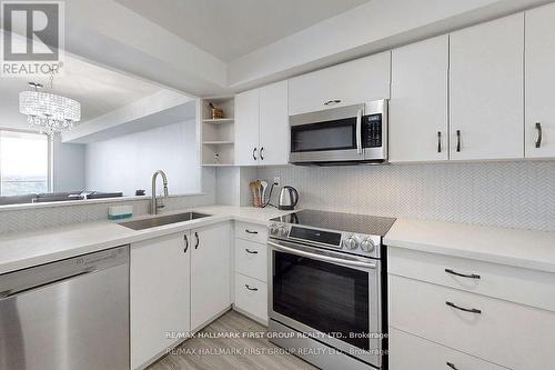 1612 - 400 Mclevin Avenue, Toronto (Malvern), ON - Indoor Photo Showing Kitchen With Upgraded Kitchen