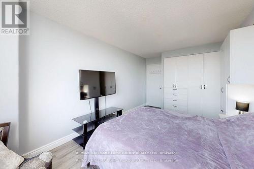 1612 - 400 Mclevin Avenue, Toronto (Malvern), ON - Indoor Photo Showing Bedroom