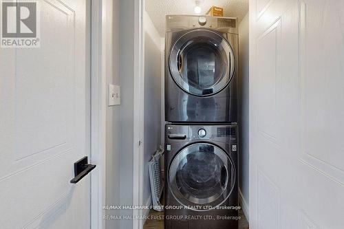 1612 - 400 Mclevin Avenue, Toronto (Malvern), ON - Indoor Photo Showing Laundry Room