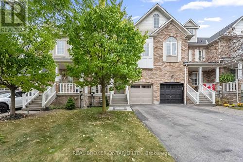 99 Limeridge Street, Aurora, ON - Outdoor With Facade