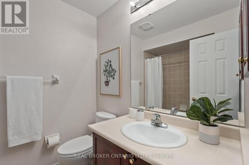 99 Limeridge Street, Aurora, ON - Indoor Photo Showing Bathroom