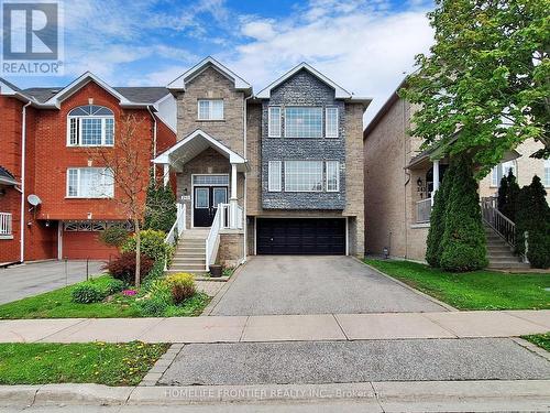 245 Knapton Drive, Newmarket, ON - Outdoor With Facade