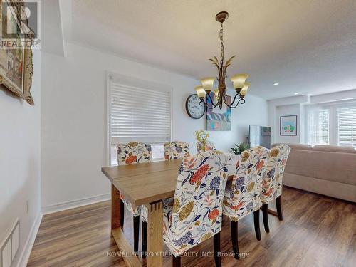 245 Knapton Drive, Newmarket, ON - Indoor Photo Showing Dining Room