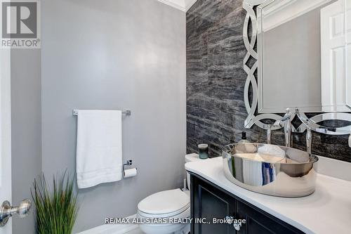 33 Romanelli Crescent, Bradford West Gwillimbury, ON - Indoor Photo Showing Bathroom