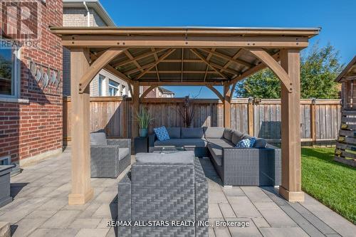 33 Romanelli Crescent, Bradford West Gwillimbury, ON - Outdoor With Deck Patio Veranda With Exterior