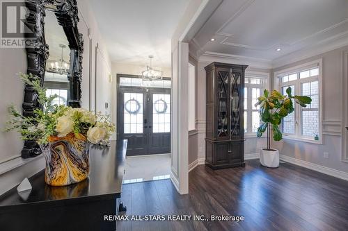 33 Romanelli Crescent, Bradford West Gwillimbury, ON - Indoor Photo Showing Other Room