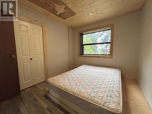 1006 Earl Street, Rossland, BC - Indoor Photo Showing Bedroom