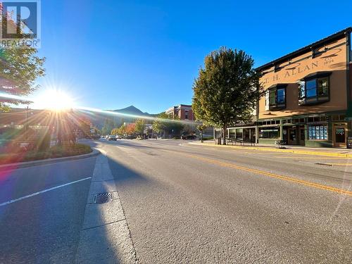 1006 Earl Street, Rossland, BC - Outdoor