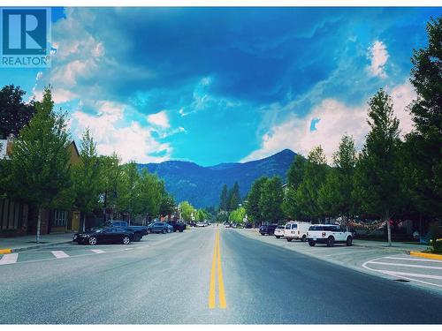 1006 Earl Street, Rossland, BC - Outdoor With View