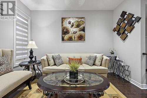 104 Little Britain Crescent, Brampton, ON - Indoor Photo Showing Living Room