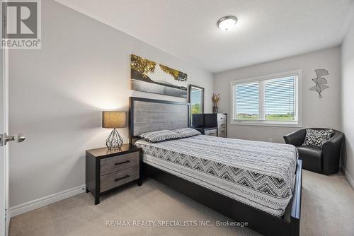 104 Little Britain Crescent, Brampton, ON - Indoor Photo Showing Bedroom