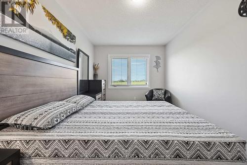 104 Little Britain Crescent, Brampton, ON - Indoor Photo Showing Bedroom