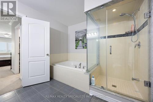 104 Little Britain Crescent, Brampton, ON - Indoor Photo Showing Bathroom