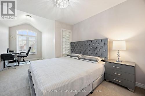 104 Little Britain Crescent, Brampton, ON - Indoor Photo Showing Bedroom