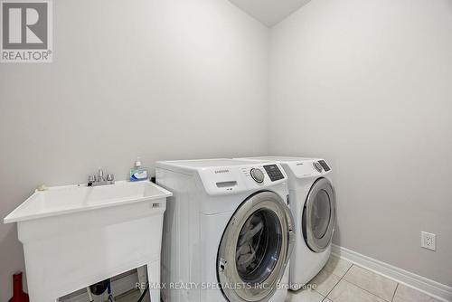 104 Little Britain Crescent, Brampton, ON - Indoor Photo Showing Laundry Room