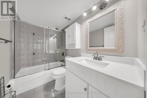 609 - 10 Dayspring Circle, Brampton, ON - Indoor Photo Showing Bathroom