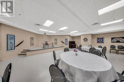 609 - 10 Dayspring Circle, Brampton, ON - Indoor