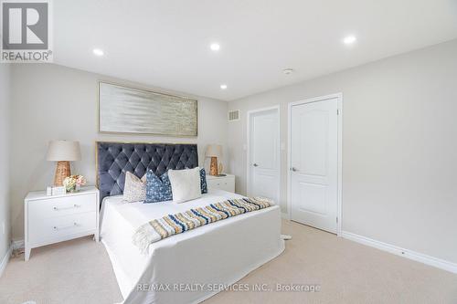 47 Baycliffe Crescent, Brampton, ON - Indoor Photo Showing Bedroom