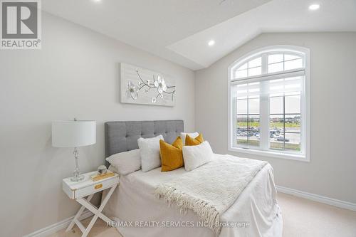 47 Baycliffe Crescent, Brampton, ON - Indoor Photo Showing Bedroom