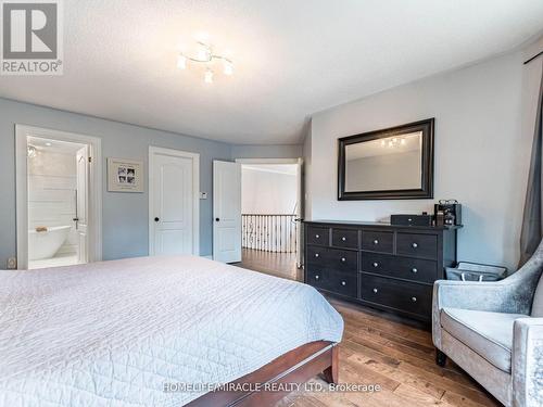 20 Barnes Court, Brampton, ON - Indoor Photo Showing Bedroom