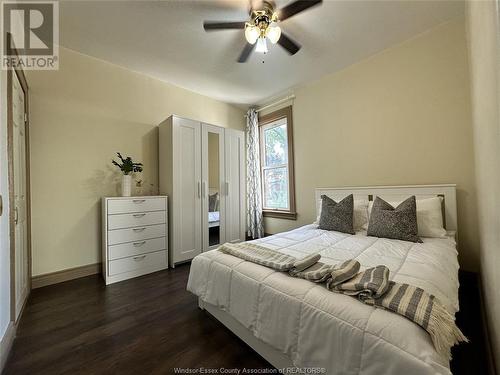 818 St. Luke Road, Windsor, ON - Indoor Photo Showing Bedroom