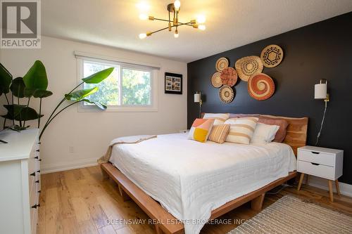 47 Lambert Street, Hamilton, ON - Indoor Photo Showing Bedroom