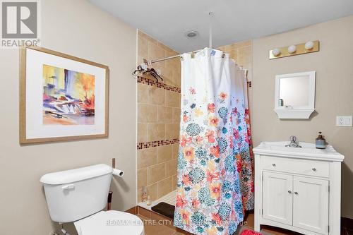 149 Wilson Avenue, London, ON - Indoor Photo Showing Bathroom