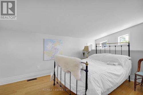 149 Wilson Avenue, London, ON - Indoor Photo Showing Bedroom