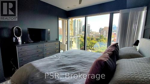 902 - 60 Colborne Street, Toronto, ON - Indoor Photo Showing Bedroom