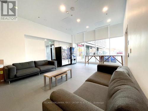 309 - 1900 Simcoe Street N, Oshawa, ON - Indoor Photo Showing Living Room