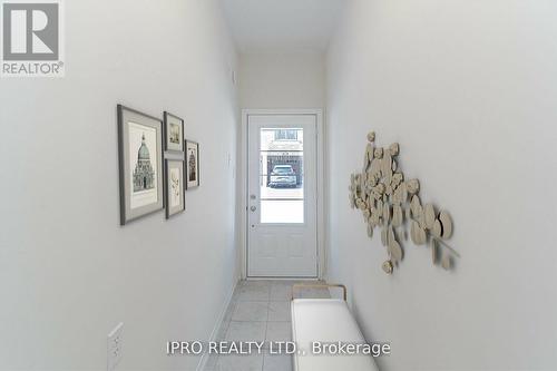 27 Filly Path, Oshawa, ON -  Photo Showing Other Room