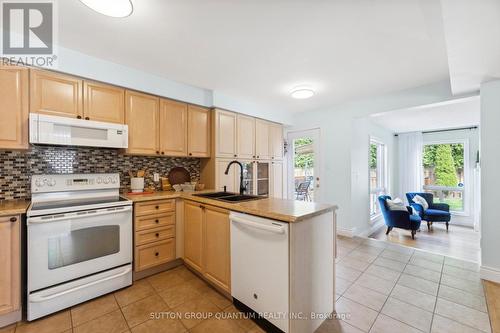 89 Sagewood Avenue, Clarington, ON - Indoor Photo Showing Kitchen