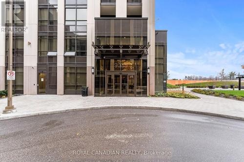 1007 - 9085 Jane Street, Vaughan, ON - Outdoor