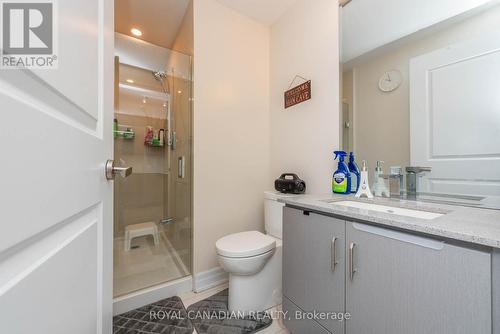 1007 - 9085 Jane Street, Vaughan, ON - Indoor Photo Showing Bathroom