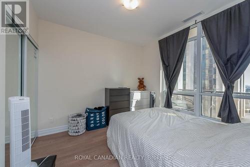 1007 - 9085 Jane Street, Vaughan, ON - Indoor Photo Showing Bedroom