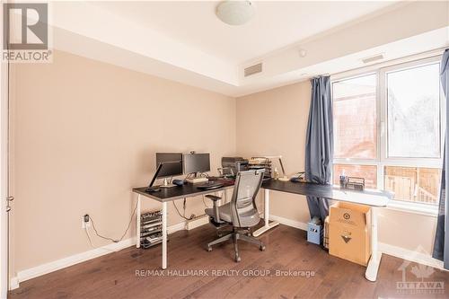 217 - 316 Bruyere Street, Ottawa, ON - Indoor Photo Showing Office