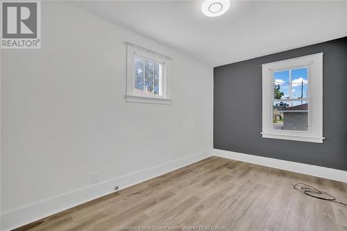 747 Niagara Street, Windsor, ON - Indoor Photo Showing Other Room