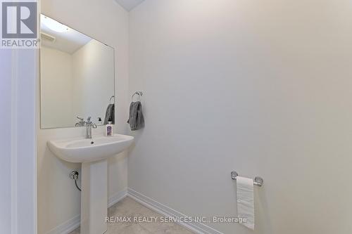 19 - 15 Blacklock Street, Cambridge, ON - Indoor Photo Showing Bathroom