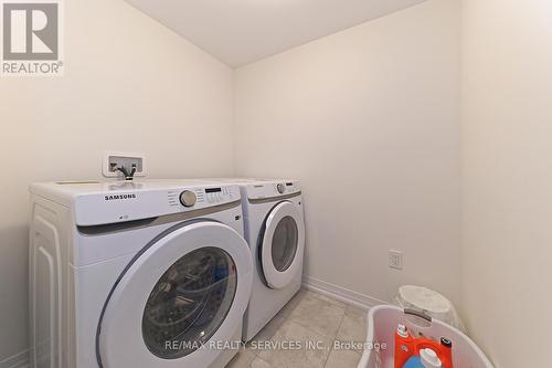 19 - 15 Blacklock Street, Cambridge, ON - Indoor Photo Showing Laundry Room