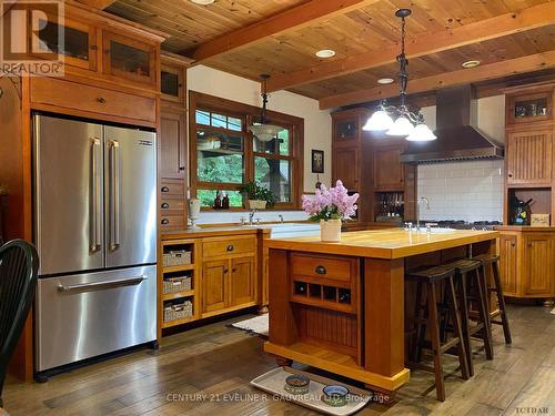 918183 Portage Bay Road, Coleman, ON - Indoor Photo Showing Kitchen