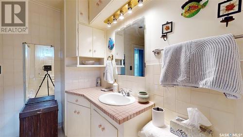 156 Connaught Crescent, Regina, SK - Indoor Photo Showing Bathroom